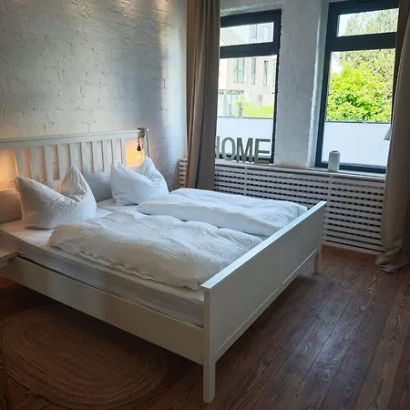 Hafenwestseite Neustadt Appartement